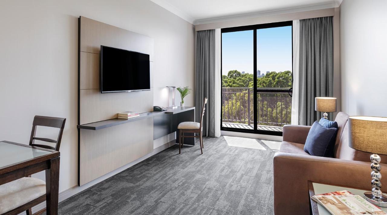 Oaks Sydney North Ryde Suites Екстериор снимка