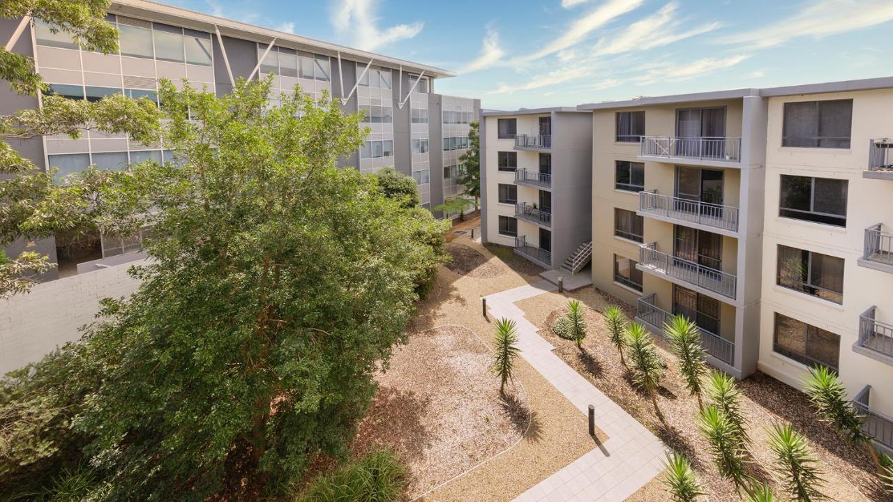 Oaks Sydney North Ryde Suites Екстериор снимка