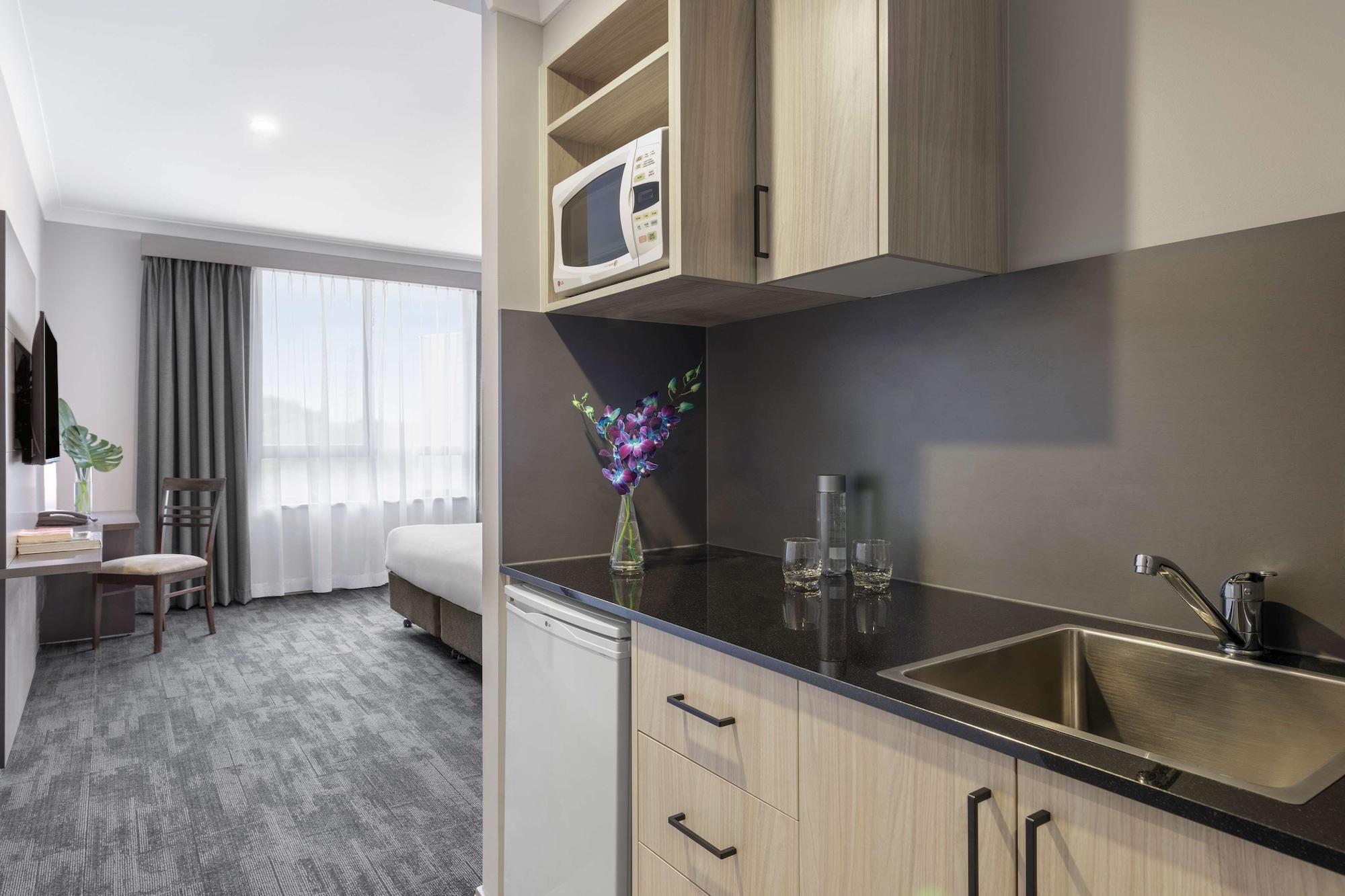 Oaks Sydney North Ryde Suites Екстериор снимка