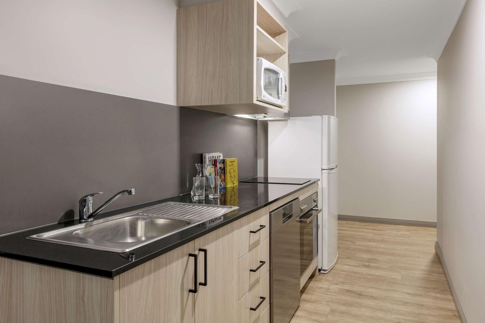 Oaks Sydney North Ryde Suites Екстериор снимка