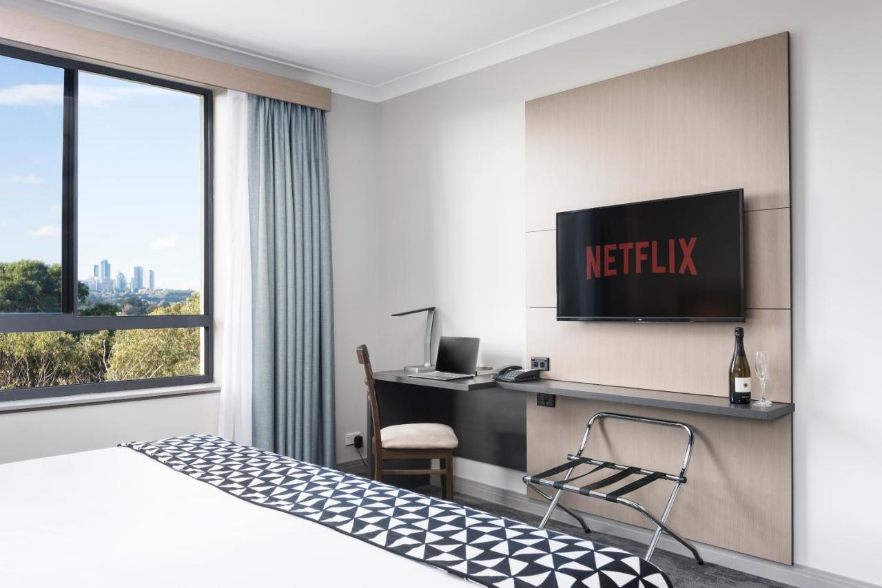 Oaks Sydney North Ryde Suites Екстериор снимка