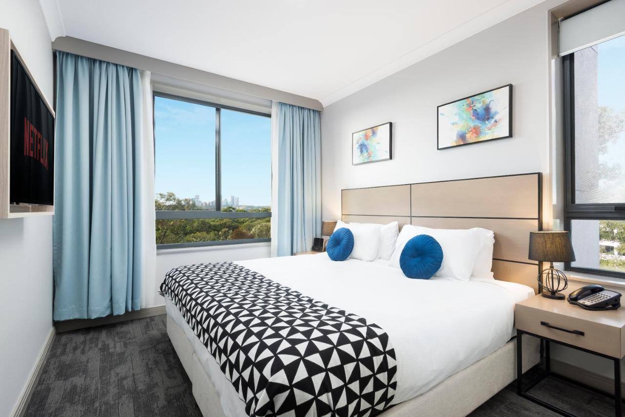 Oaks Sydney North Ryde Suites Екстериор снимка
